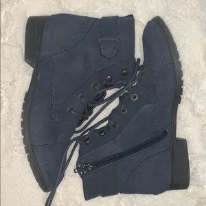 Navy Combat Boots